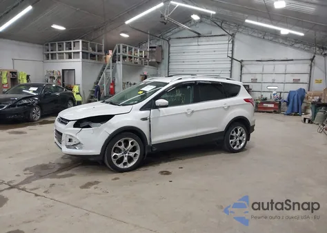 2013 Ford Escape Titanium z USA, uszkodzony, nr VIN 1FMCU9J9XDUB07019